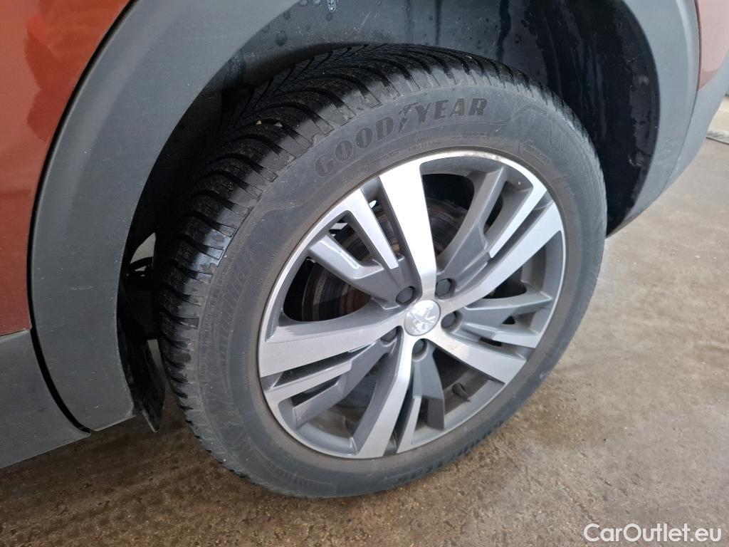  Peugeot  5008  Allure Pack 1.5 HDi 130CV BVA8 7 Sieges E6d #18