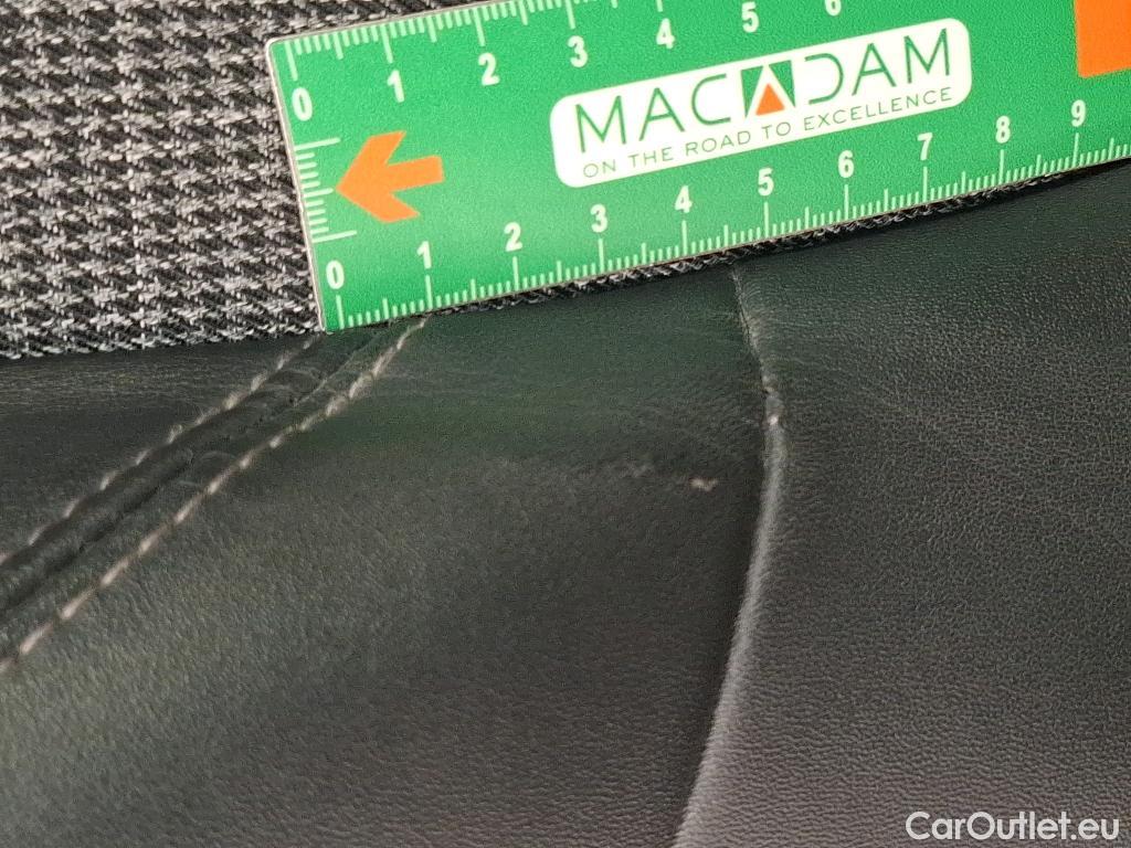  Peugeot  3008  Allure Business 1.5 HDi 130CV BVA8 E6d #29