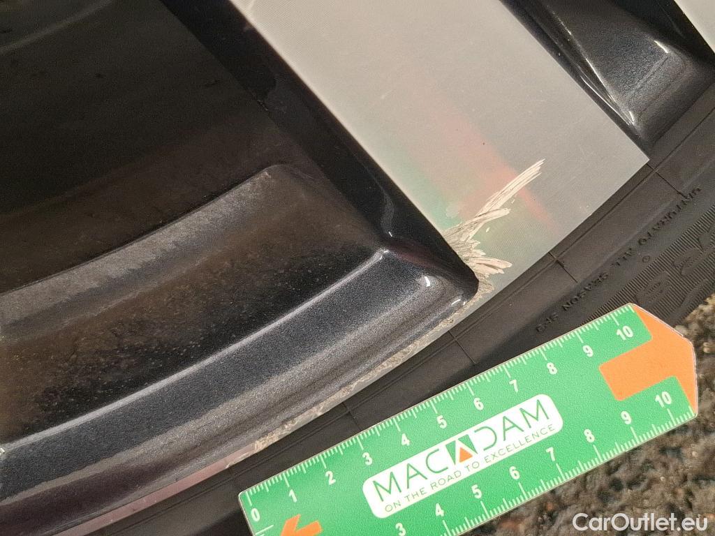  Peugeot  3008  Allure Business 1.5 HDi 130CV BVA8 E6d #42