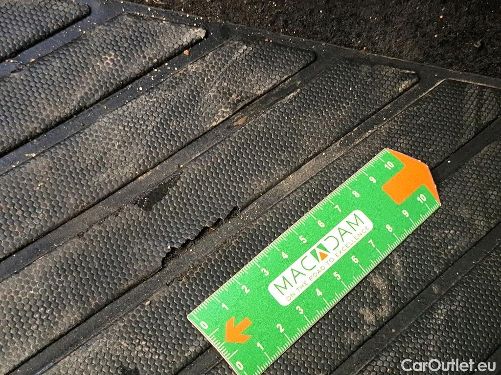  Peugeot  3008  Allure Business 1.5 HDi 130CV BVA8 E6d #61