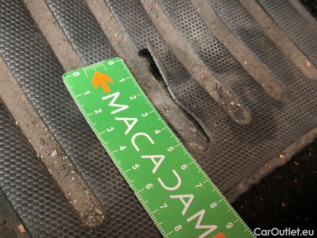  Peugeot  208  Affaire Premium Pack 1.5 HDi 100CV BVM5 E6dT #19