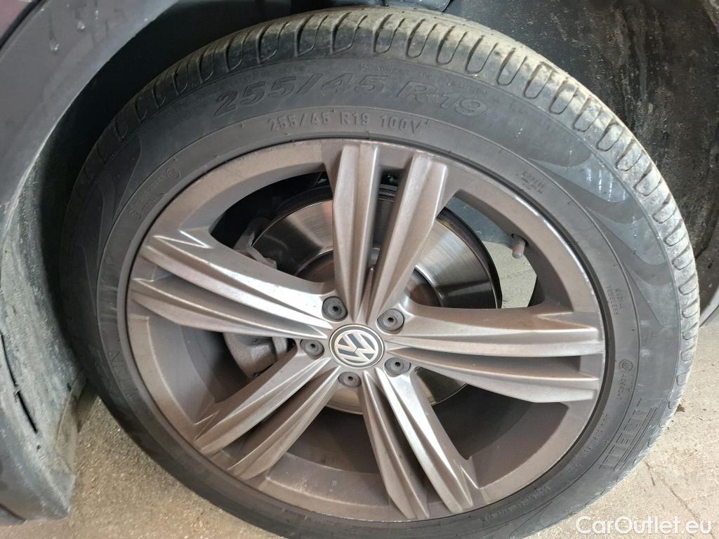  Volkswagen  Tiguan VOLKSWAGEN  5p SUV 2.0 TDI 190 DSG7 Carat Exclusive 4Motion #14