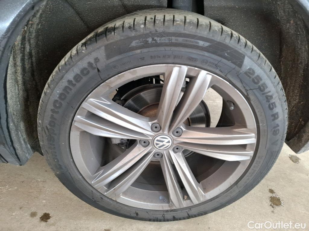  Volkswagen  Tiguan VOLKSWAGEN  5p SUV 2.0 TDI 190 DSG7 Carat Exclusive 4Motion #18