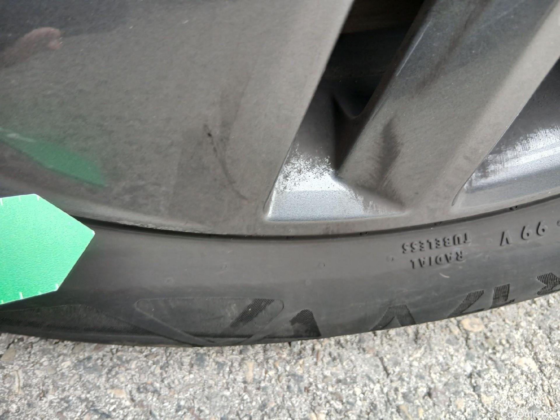  Nissan  Qashqai NISSAN  / 2021 / 5P / todoterreno DIG-T 103kW (140CV) mHEV 4x2 Acenta #4