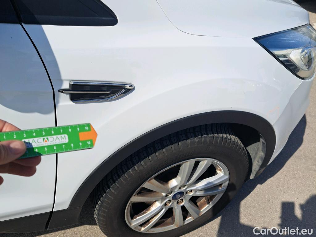  Ford  Kuga FORD  / 2016 / 5P / todoterreno 1.5 EcoBoost 88kW 4x2 Trend+ (CX) #5