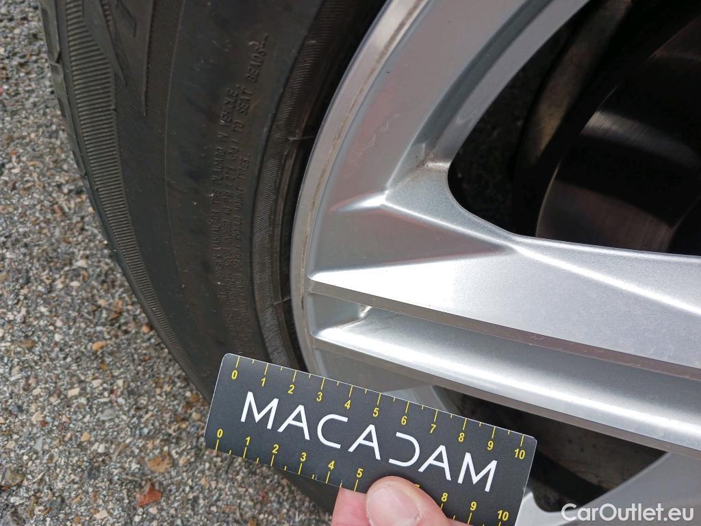  Audi  Q5 AUDI  / 2020 / 5P / todoterreno Genuine 40 TDI 150kW quattro-ultra #2