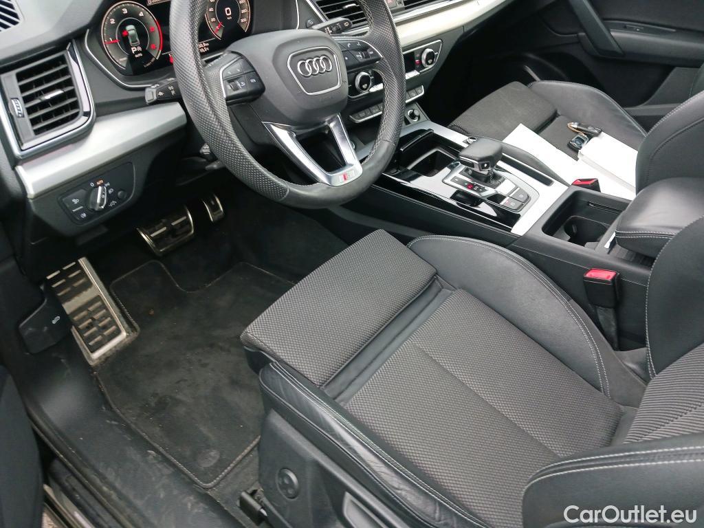  Audi  Q5 AUDI  / 2020 / 5P / todoterreno Genuine 40 TDI 150kW quattro-ultra #10