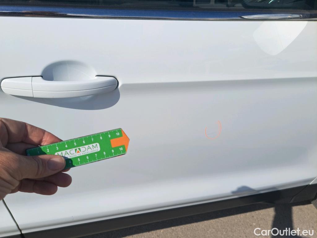  Ford  Kuga FORD  / 2016 / 5P / todoterreno 1.5 EcoBoost 88kW 4x2 Trend+ (CX) #24