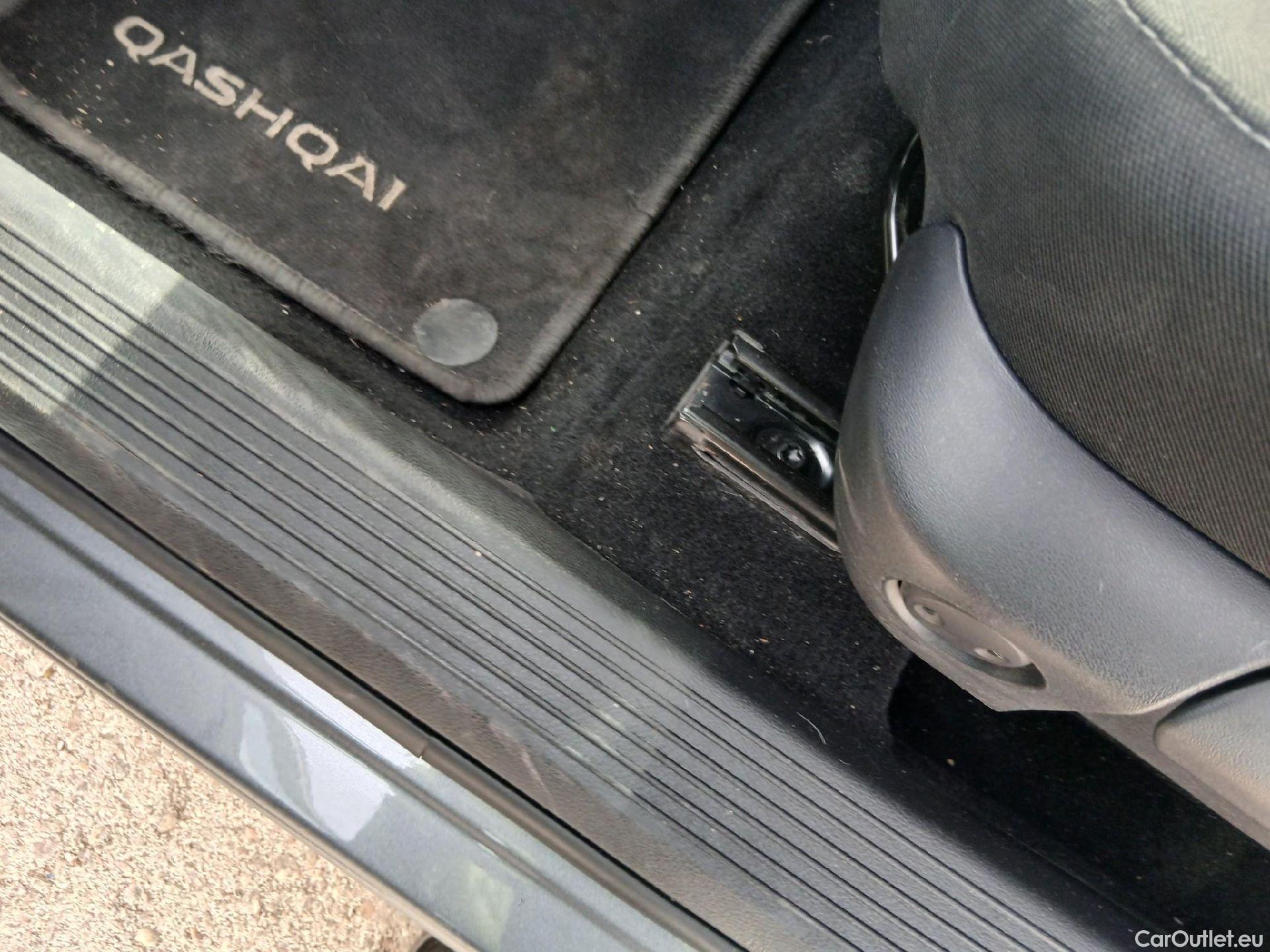  Nissan  Qashqai NISSAN  / 2021 / 5P / todoterreno DIG-T 116kW (158CV) mHEV Xtronic Acenta (AC9) #1