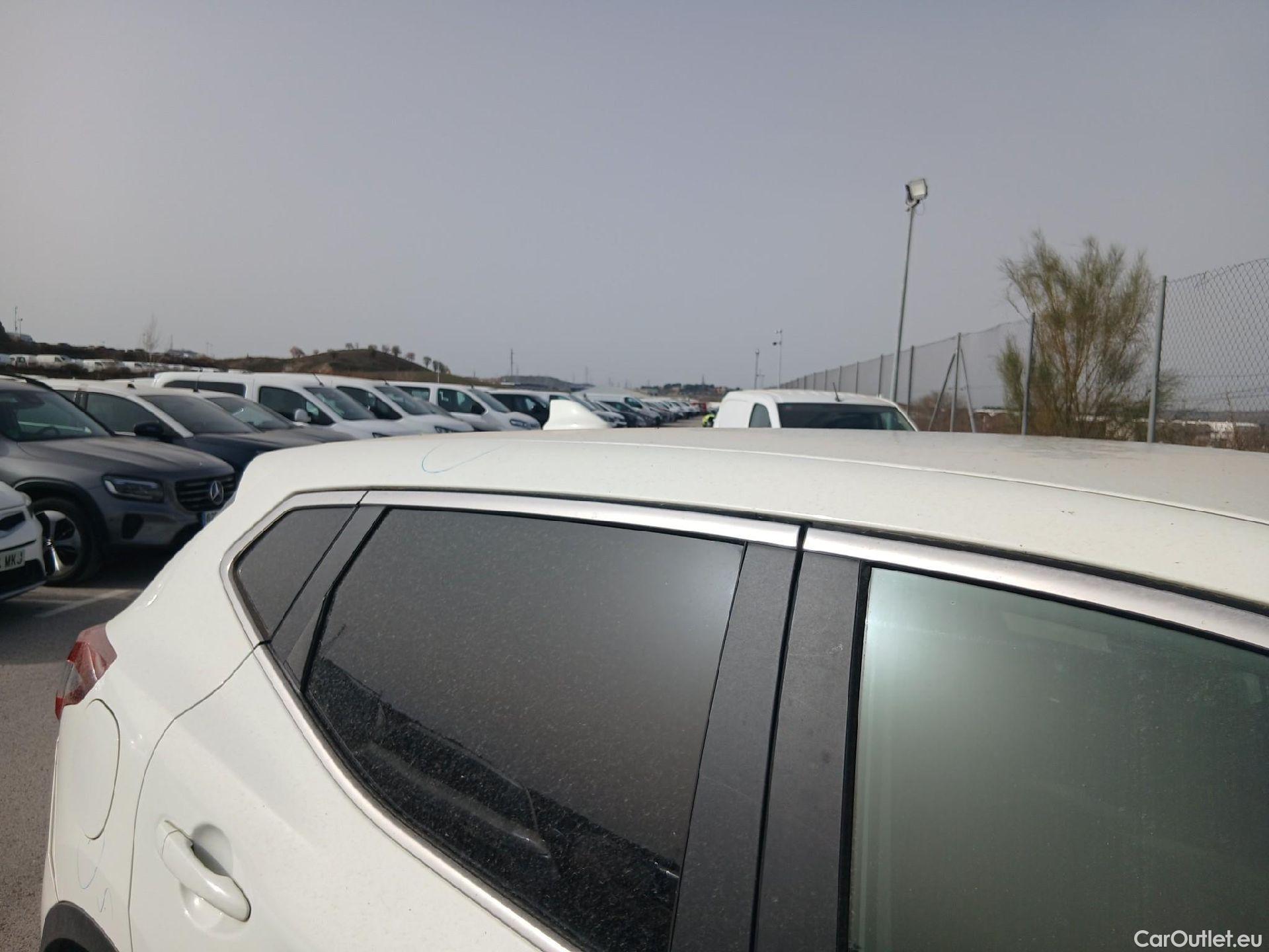  Nissan  Qashqai NISSAN  / 2017 / 5P / todoterreno dCi 150CV (110kW) N-CONNECTA (AC) #41