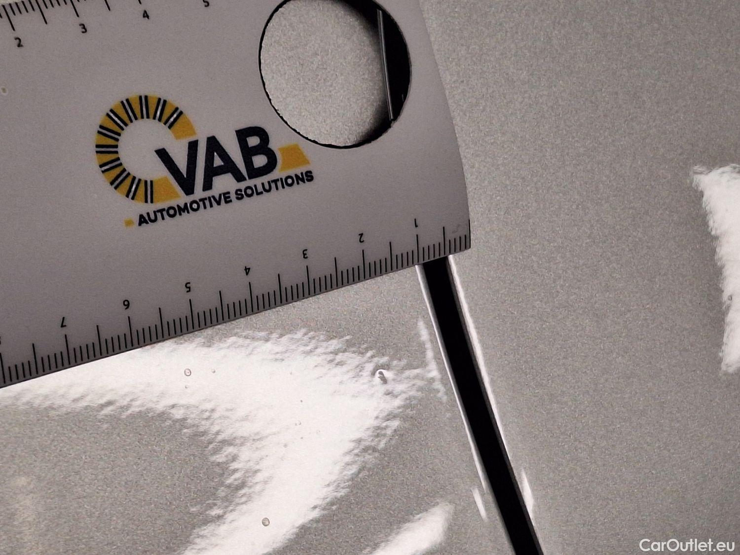  Mercedes  GLA Mercedes,  '20, Mercedes-Benz   200 d Business Solution 5d #35