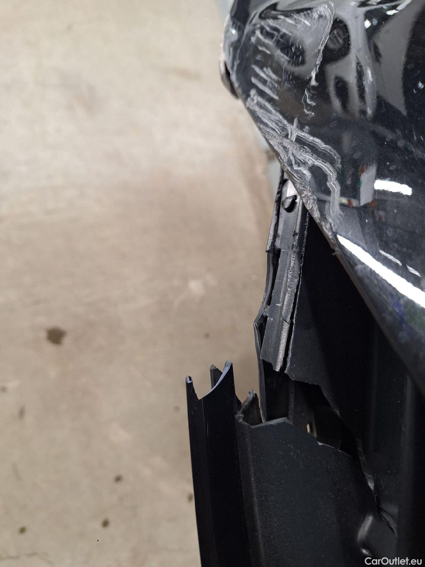  Mercedes  CLA-Klasse Mercedes, CLA FL'23 PHEV, Mercedes-Benz CLA CLA 250 e AMG Line 4d #17