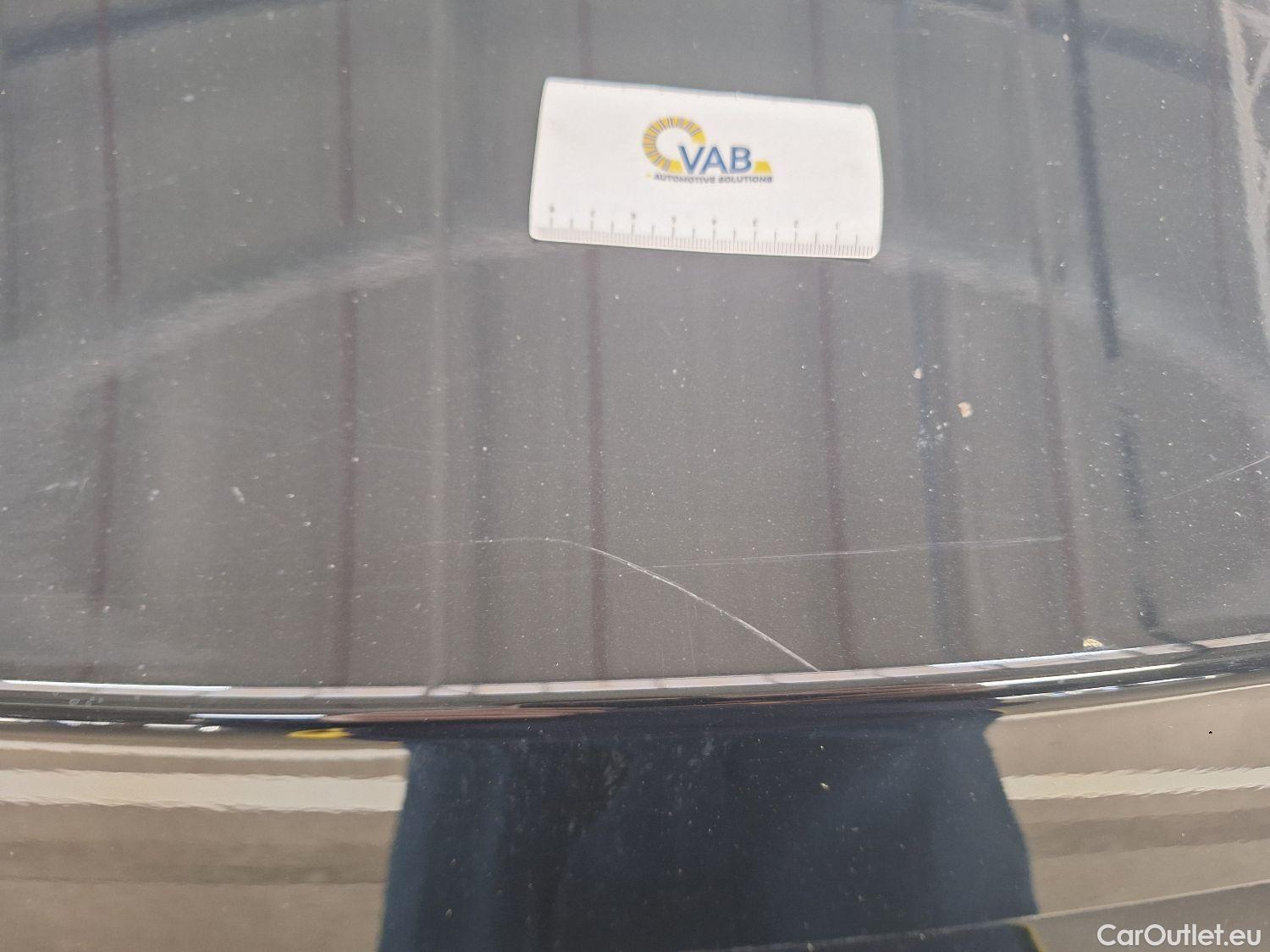  Mercedes  CLA-Klasse Mercedes, CLA FL'23 PHEV, Mercedes-Benz CLA CLA 250 e AMG Line 4d #27