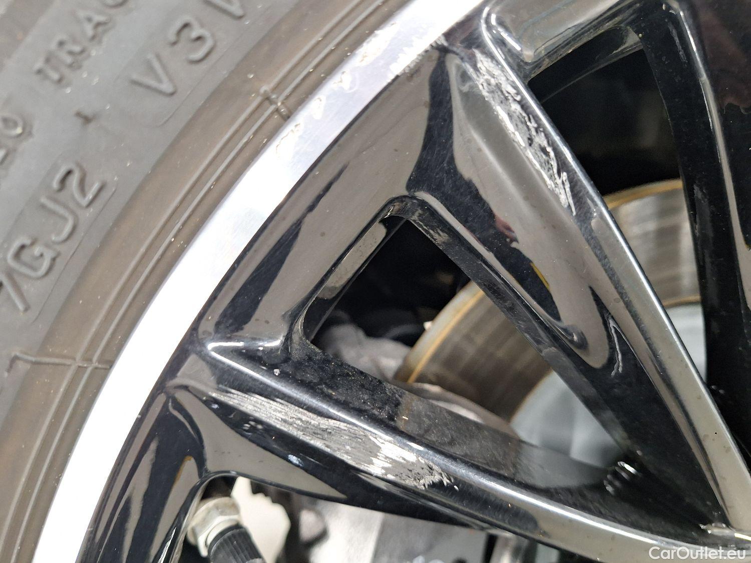  Mercedes  CLA-Klasse Mercedes, CLA FL'23 PHEV, Mercedes-Benz CLA CLA 250 e AMG Line 4d #10