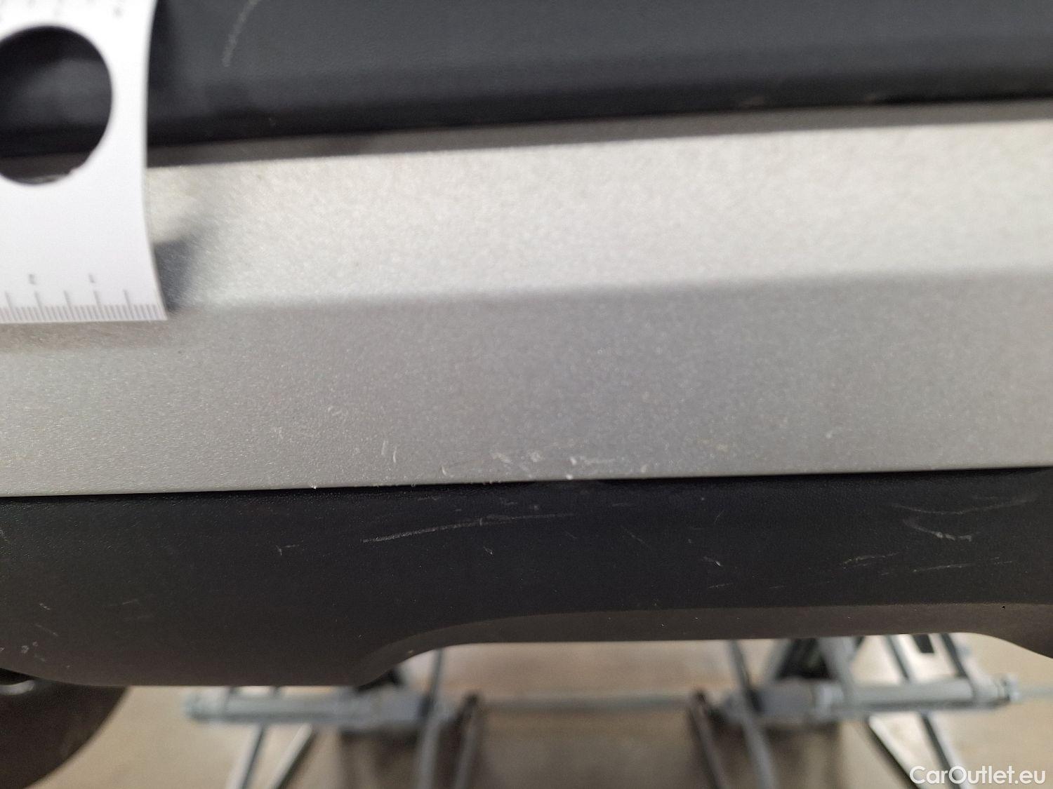  Mercedes  GLA Mercedes,  '20, Mercedes-Benz   200 d Business Solution 5d #25