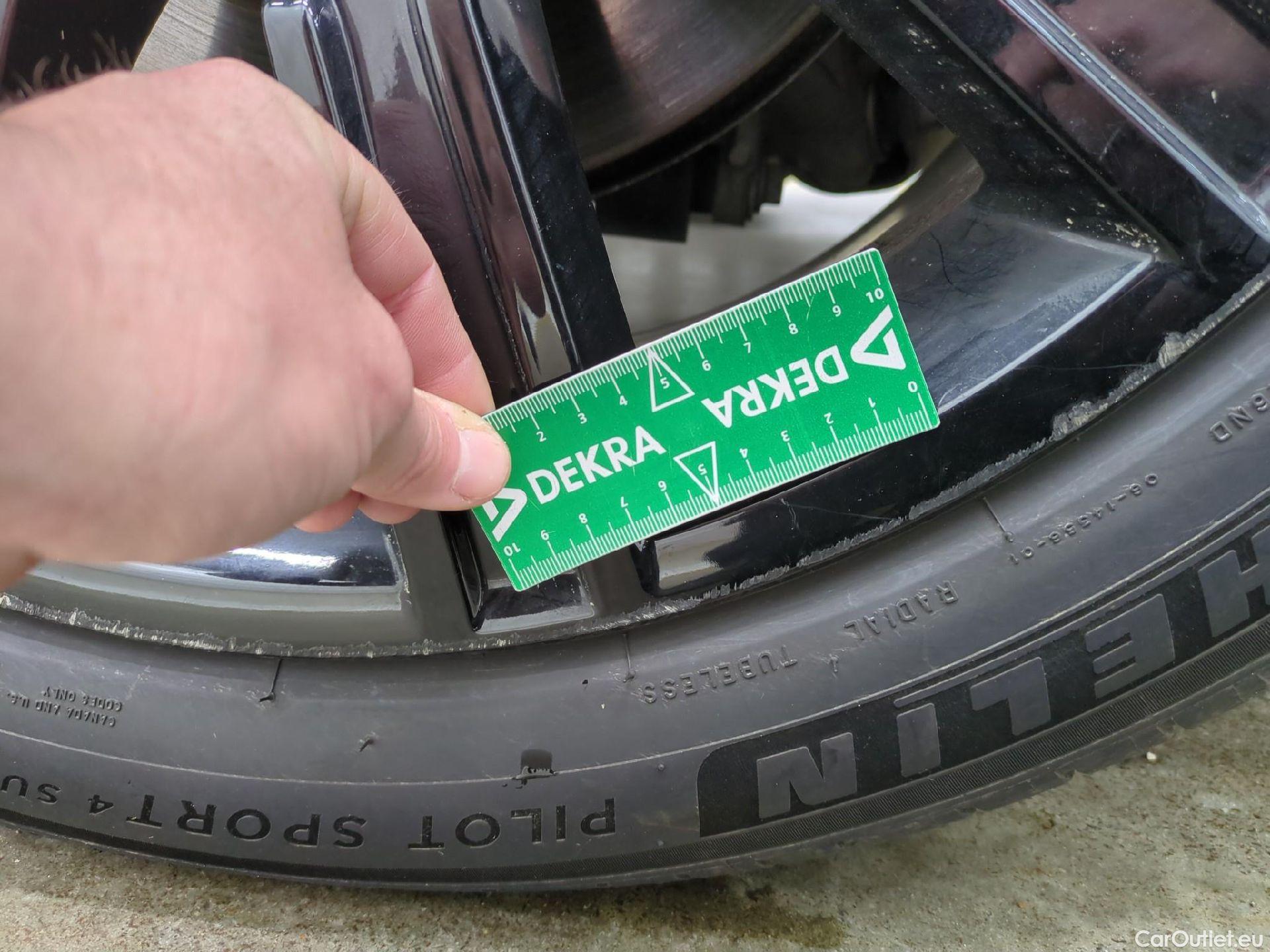  Land Rover  Range Rover Sport LAND ROVER  / 2017 / 5P / SUV P400e 2.0 PHEV 404ch HSE Dynamic Auto #19