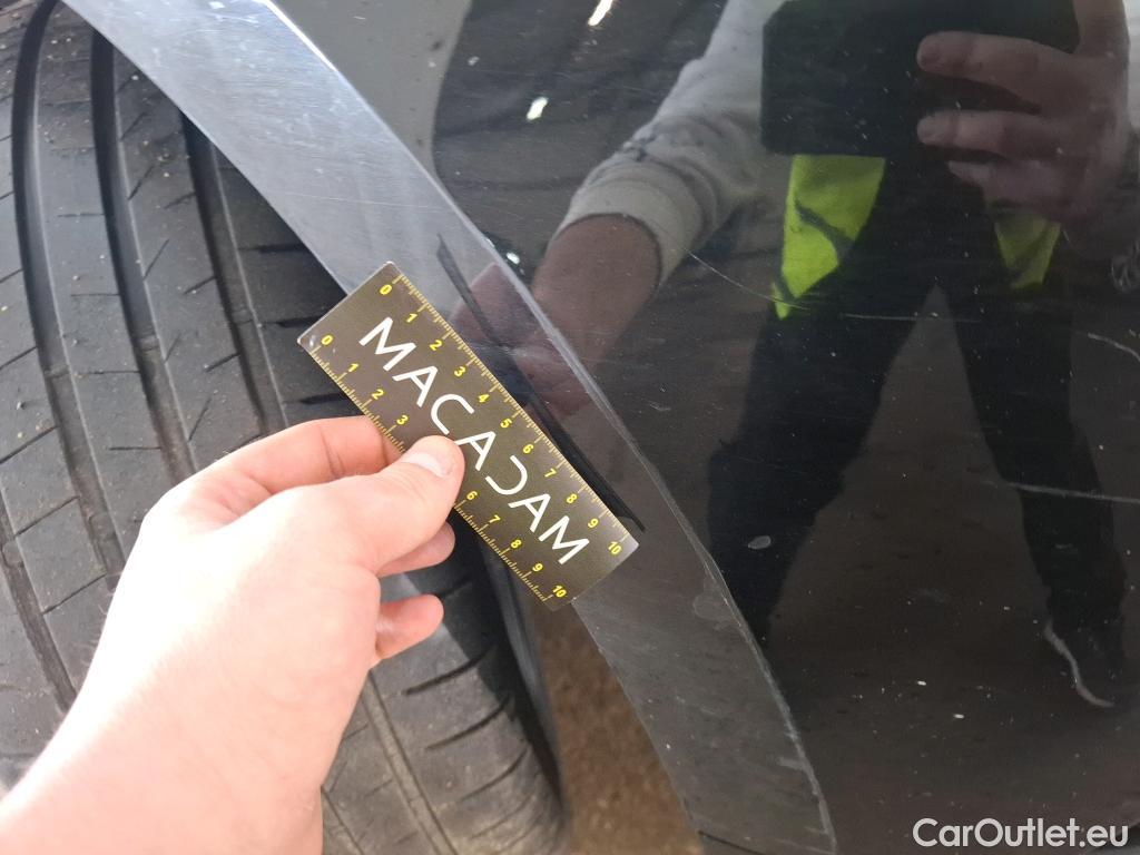  Land Rover  Range Rover LAND ROVER  Velar / 2017 / 5P / SUV 2.0 P400e PHEV BVA R-Dynamic SE #37