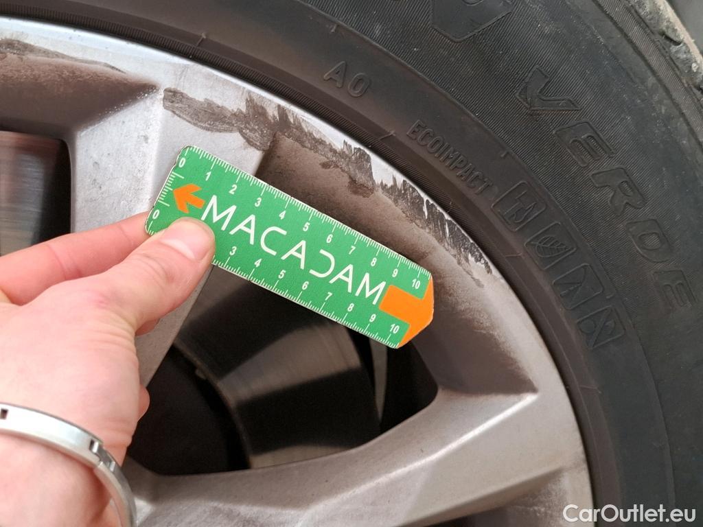  Audi  Q7 AUDI  / 2019 / 5P / SUV 55 TFSIe 380ch quattro Tiptronic8 Avus #26