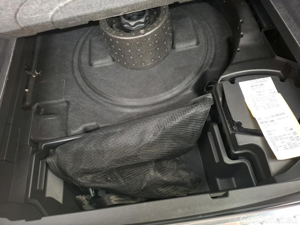  Audi  Q8  Sportback e-tron 50 quattro S line 95kWh BVA #1