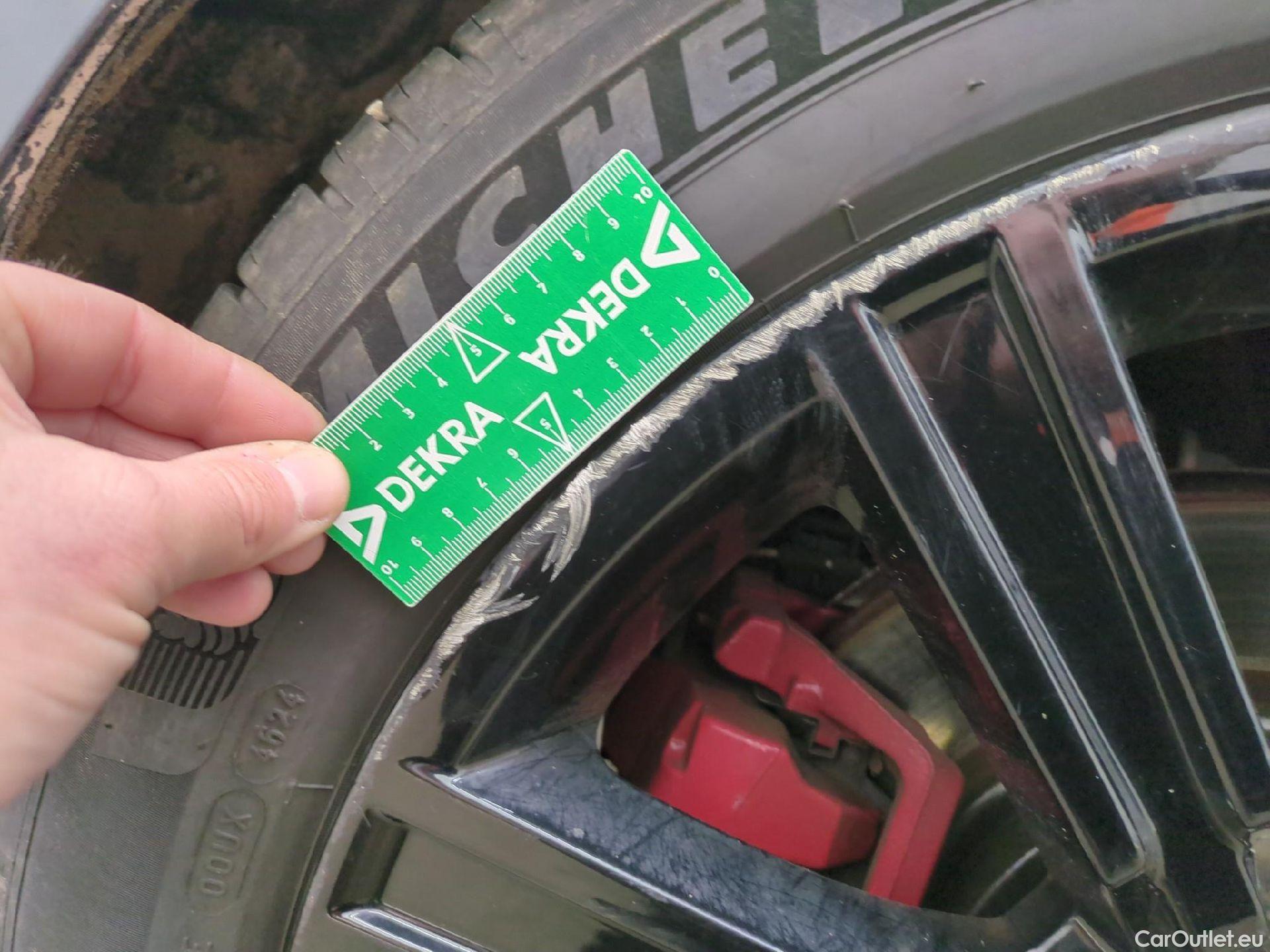  Land Rover  Range Rover Sport LAND ROVER  / 2017 / 5P / SUV P400e 2.0 PHEV 404ch HSE Dynamic Auto #20