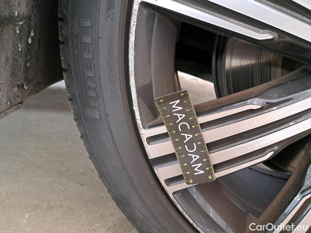  Volvo  XC90 VOLVO  / 2019 / 5P / SUV Recharge T8 AWD GT 8 Inscription Luxe #32