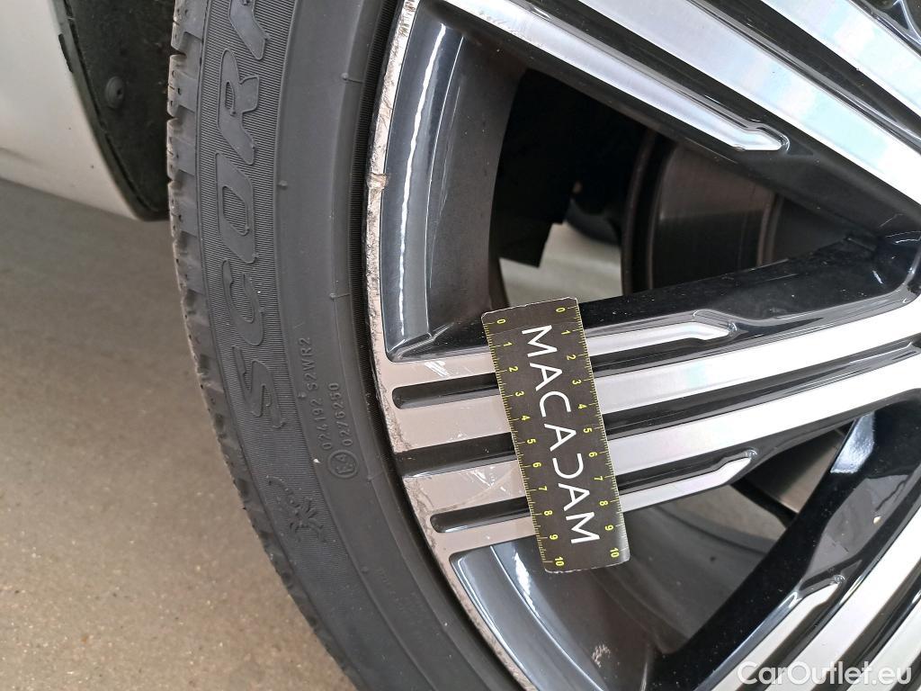  Volvo  XC90 VOLVO  / 2019 / 5P / SUV Recharge T8 AWD GT 8 Inscription Luxe #43