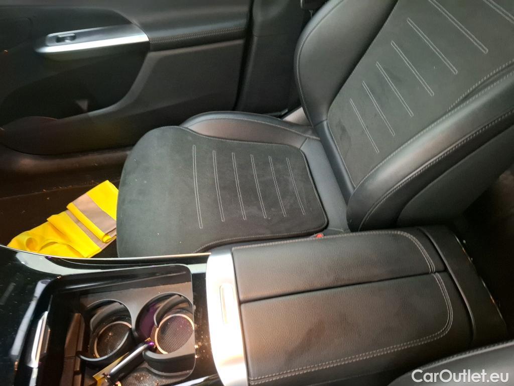  Mercedes  GLC MERCEDES-BENZ  / 2022 / 5P / SUV  300 e AMG Line 4MATIC #13