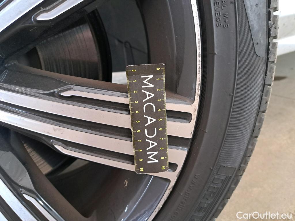  Volvo  XC90 VOLVO  / 2019 / 5P / SUV Recharge T8 AWD GT 8 Inscription Luxe #38