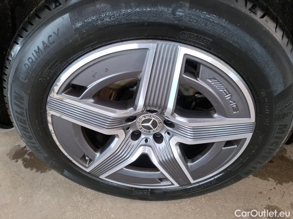  Mercedes  GLC MERCEDES-BENZ  / 2022 / 5P / SUV  300 e AMG Line 4MATIC #2