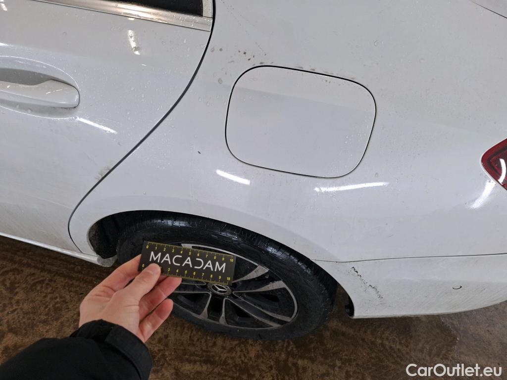  Mercedes  A-Klasse MERCEDES-BENZ Classe A Berline / 2022 / 4P / Berline A 250 e Business Line 7G-DCT #18