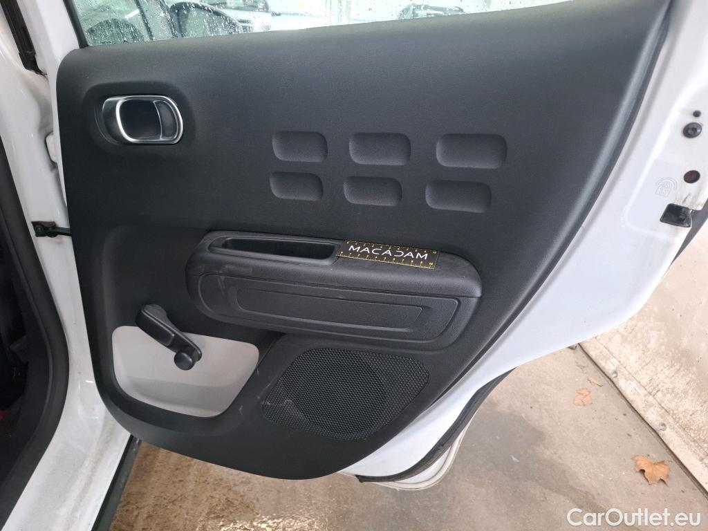  Citroen  C3  Société Feel 1.5 BlueHDI 100CV BVM6 E6d #1