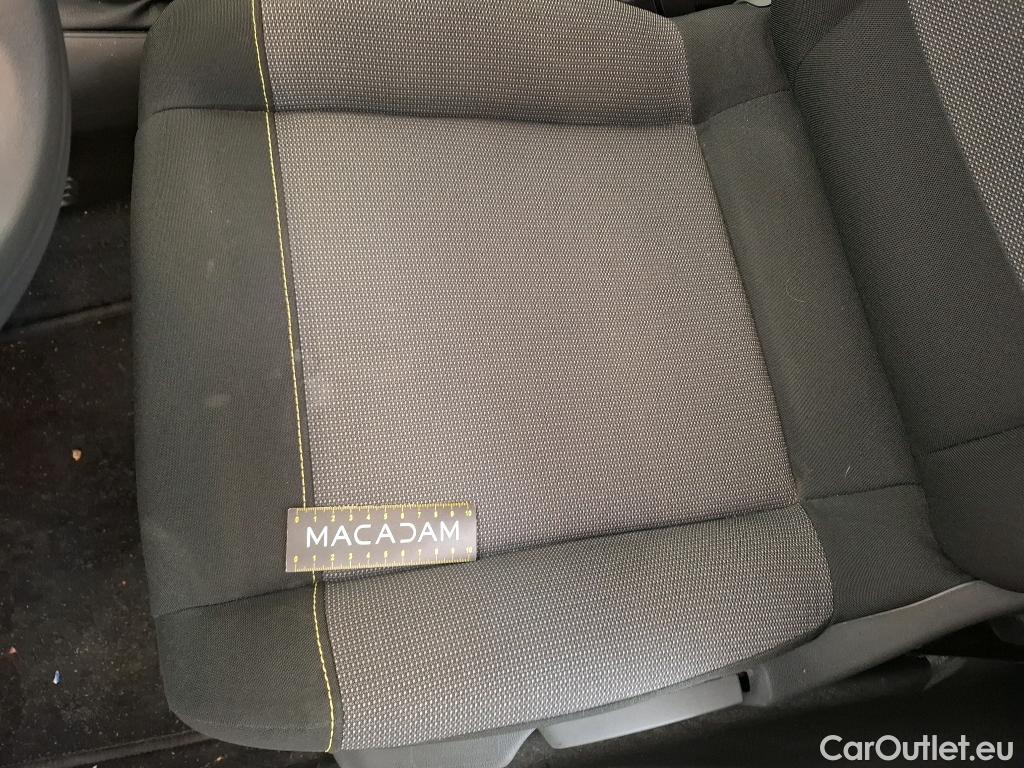  Citroen  C3  Société Feel 1.5 BlueHDI 100CV BVM6 E6d #4