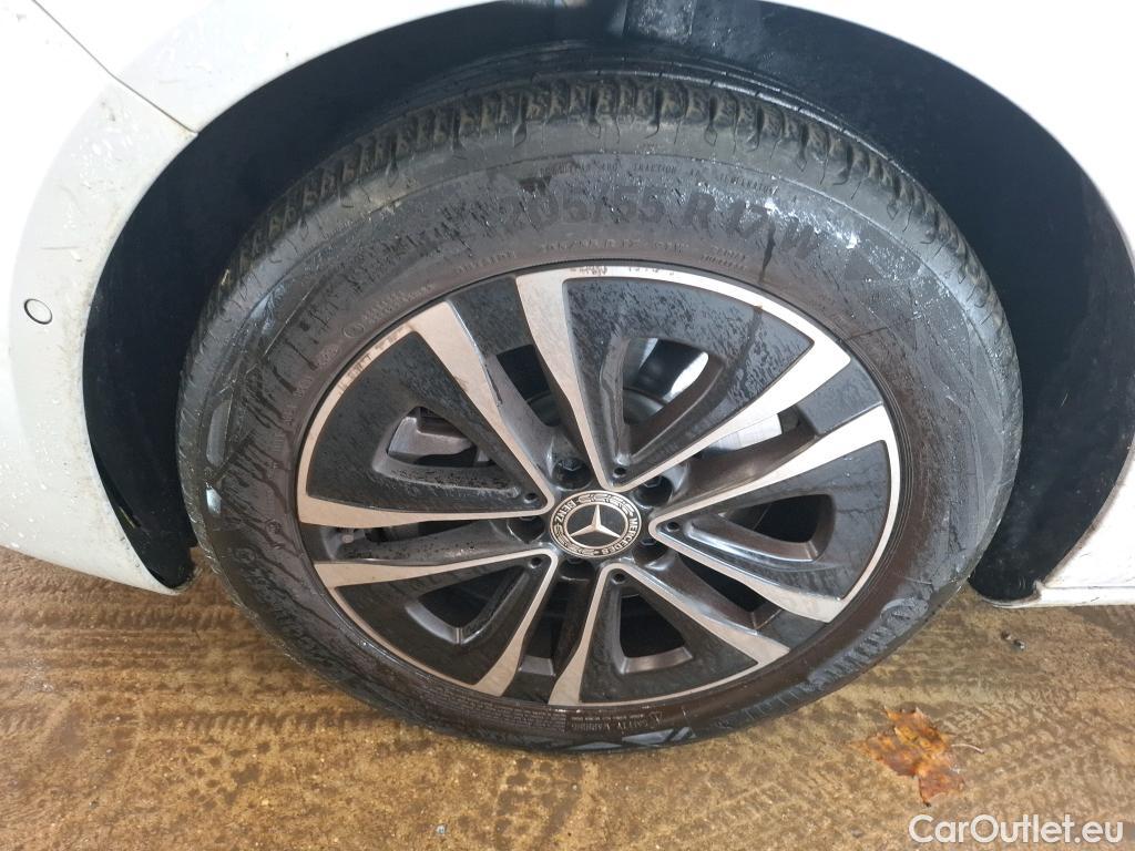  Mercedes  A-Klasse MERCEDES-BENZ Classe A Berline / 2022 / 4P / Berline A 250 e Business Line 7G-DCT #22