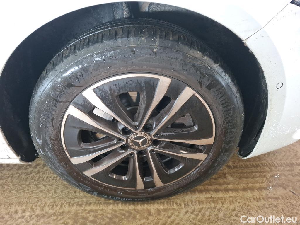  Mercedes  A-Klasse MERCEDES-BENZ Classe A Berline / 2022 / 4P / Berline A 250 e Business Line 7G-DCT #26