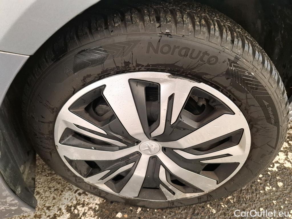  Peugeot  208  Active Pack 1.2 PureTech 100CV BVM6 E6d #8