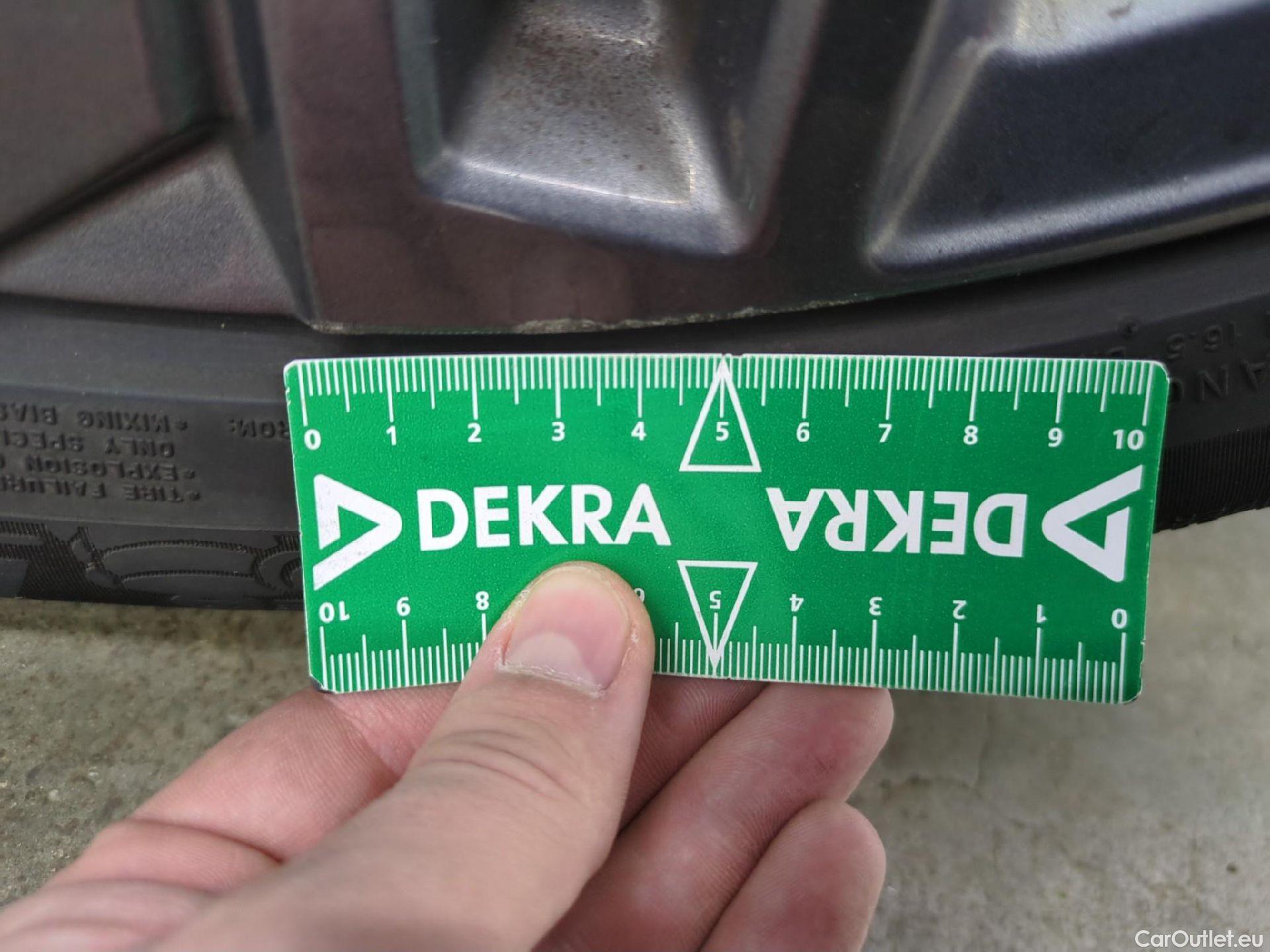  Peugeot  308 PEUGEOT  SW / 2021 / 5P / Break BlueHDi 130 EAT8 ACTIVE PACK #14