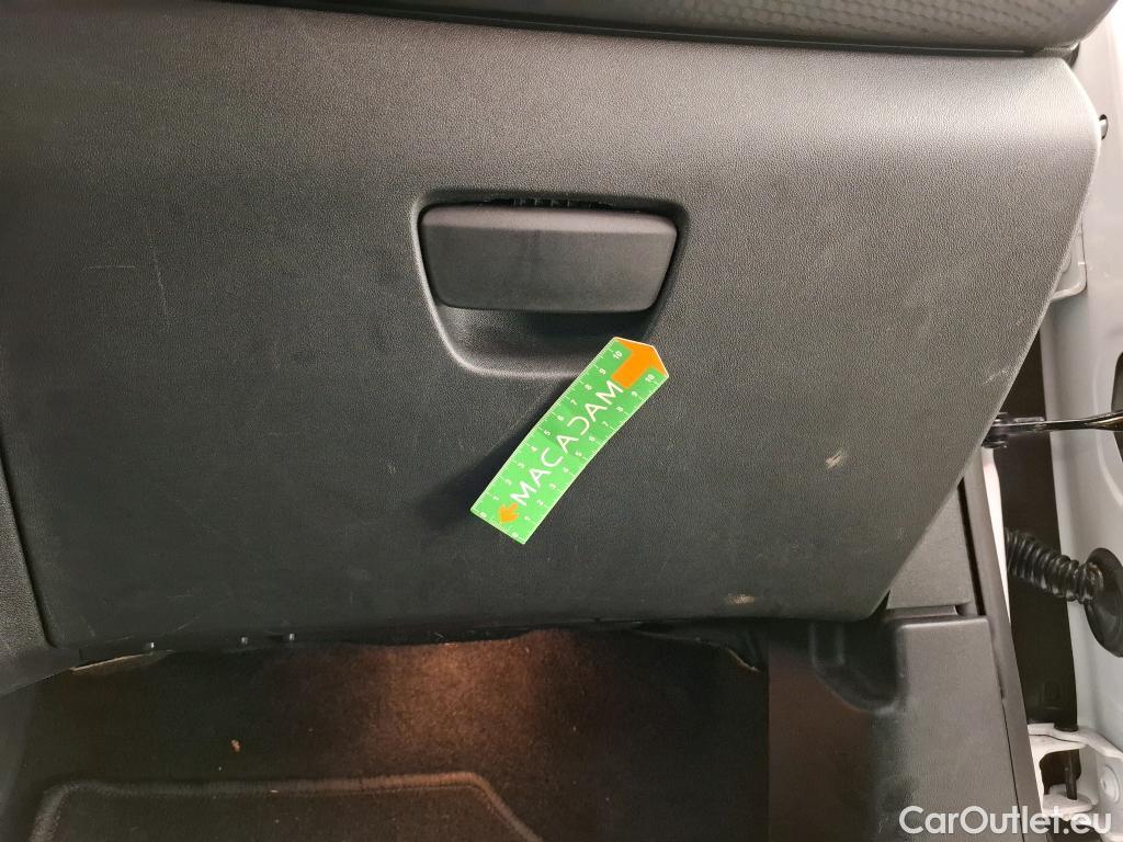  Peugeot  208  Allure Business 1.2 PureTech 110CV BVM6 E6dT #17