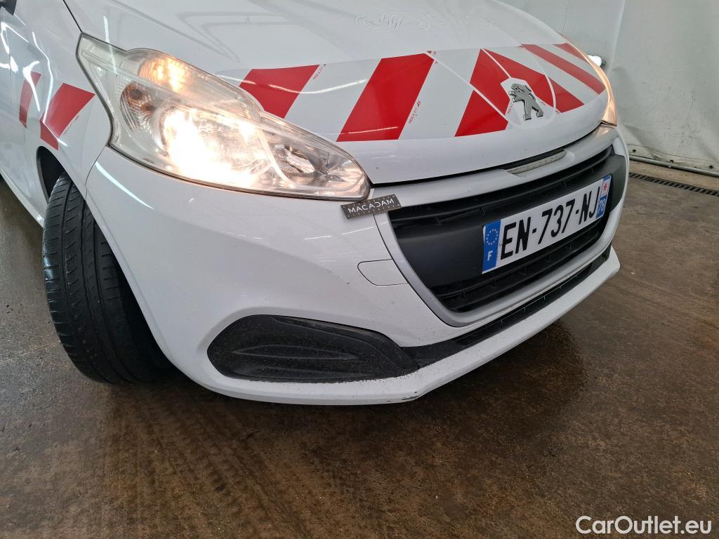  Peugeot  208  Affaire Pro 1.6 HDi 75CV BVM5 E6 #10