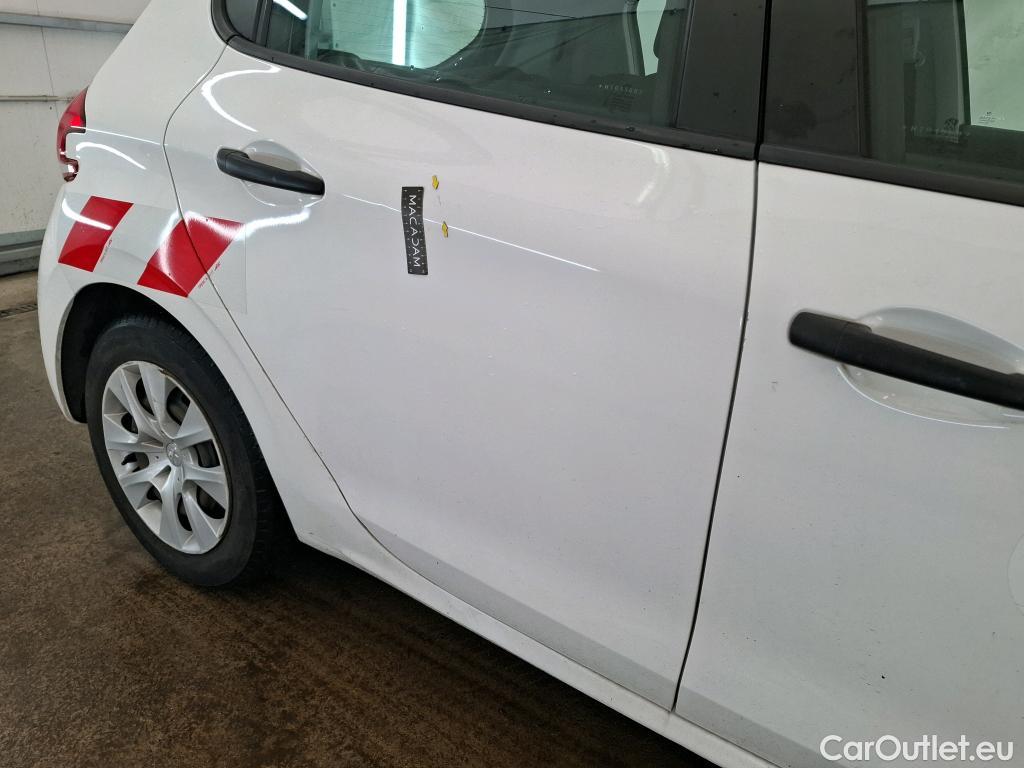  Peugeot  208  Affaire Pro 1.6 HDi 75CV BVM5 E6 #23