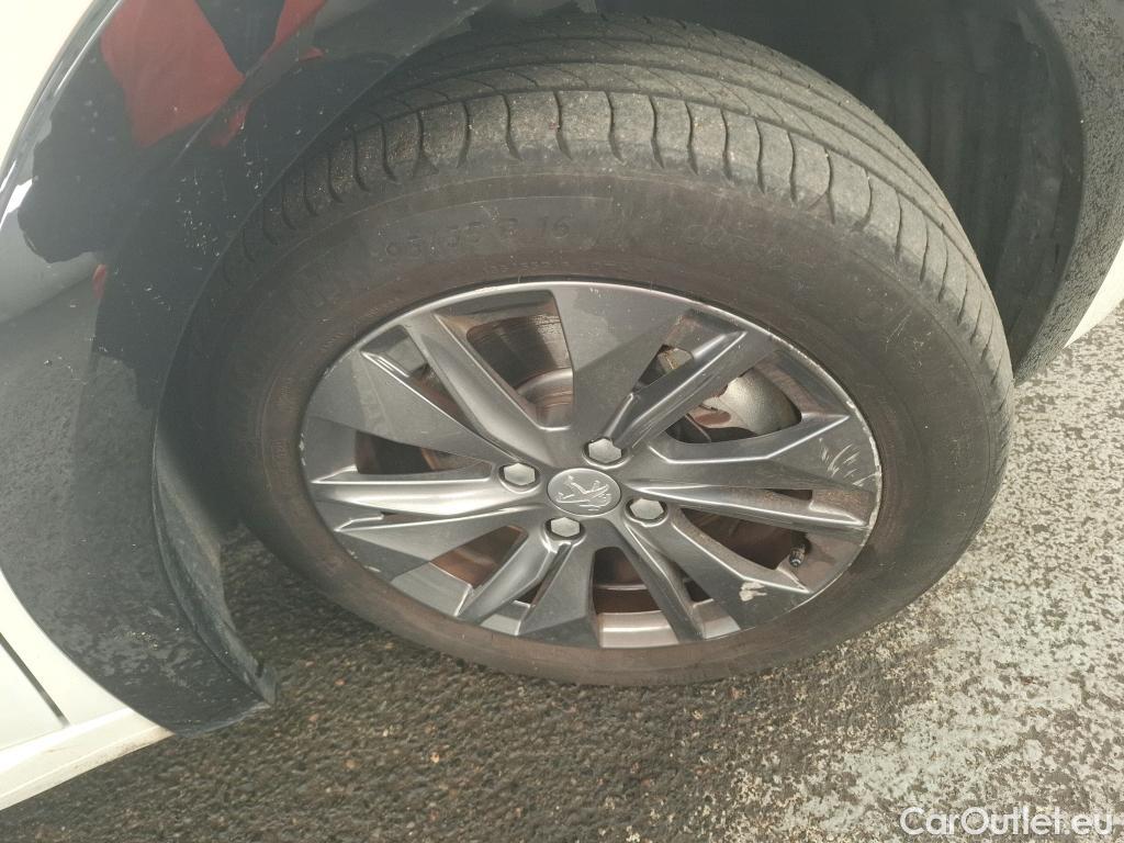  Peugeot  208  (e-) Active Business 50kWh BVA #19