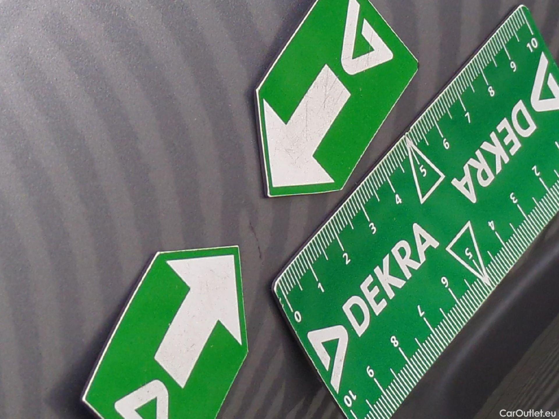  Peugeot  308 PEUGEOT  SW / 2021 / 5P / Break BlueHDi 130 EAT8 ACTIVE PACK #43