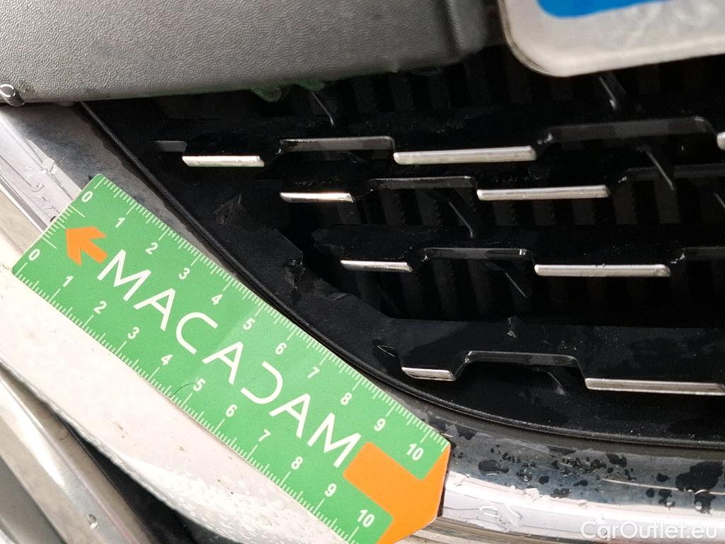  Peugeot  208  Allure Business 1.2 PureTech 110CV BVM6 E6dT #5