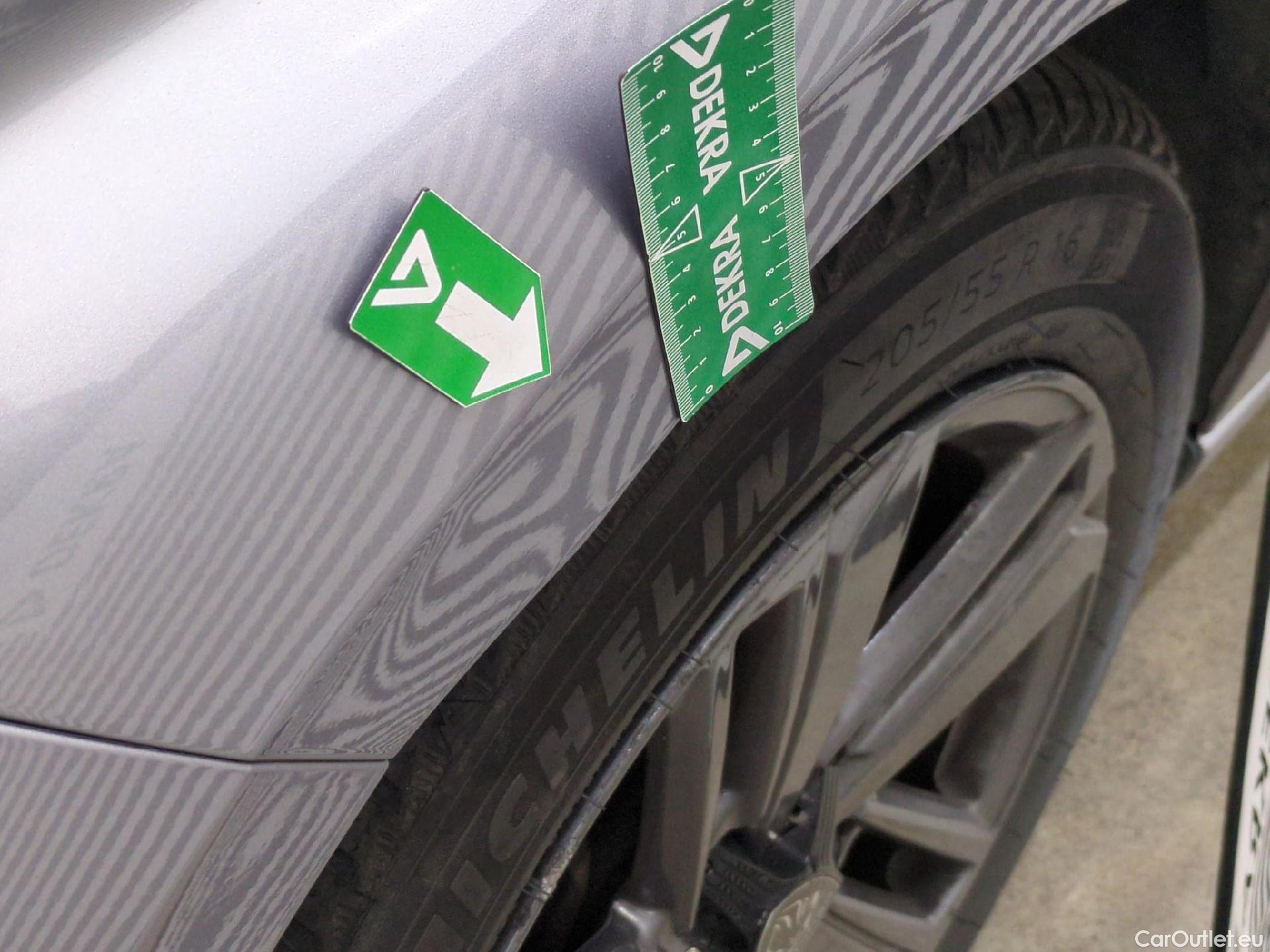  Peugeot  308 PEUGEOT  SW / 2021 / 5P / Break BlueHDi 130 EAT8 ACTIVE PACK #31