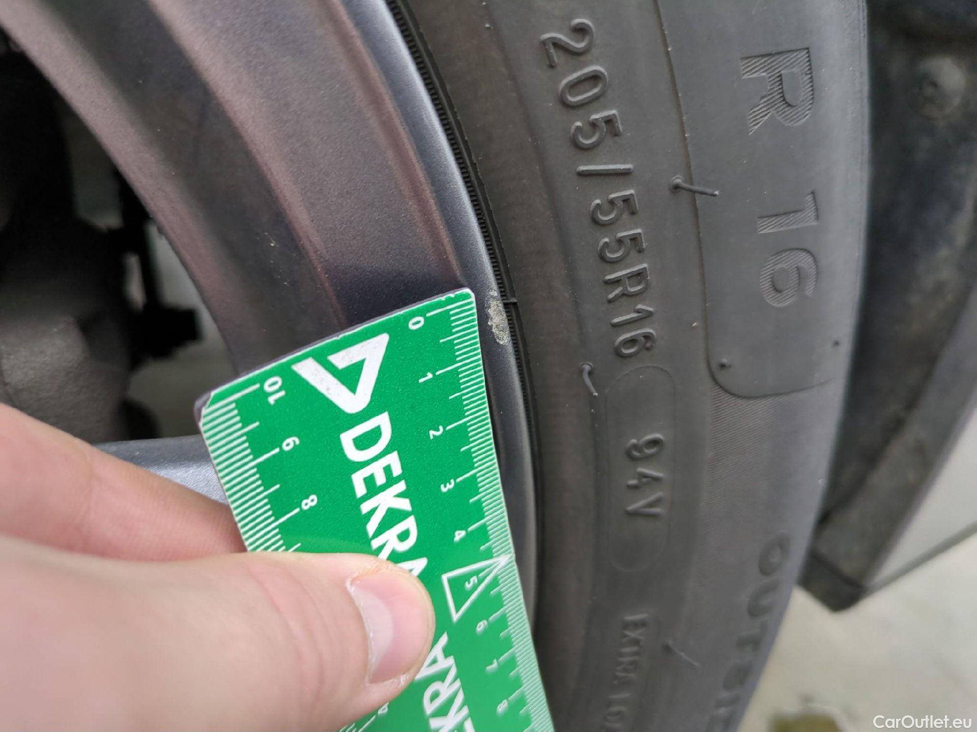  Peugeot  308 PEUGEOT  SW / 2021 / 5P / Break BlueHDi 130 EAT8 ACTIVE PACK #12