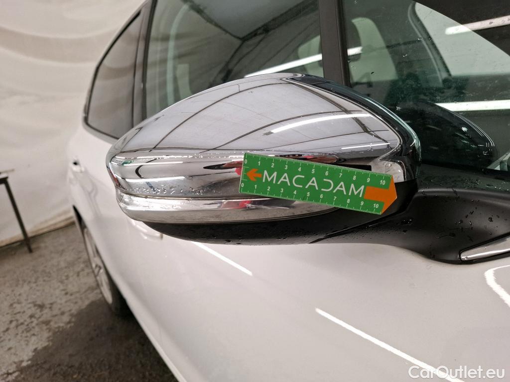  Peugeot  208  Allure Business 1.2 PureTech 110CV BVM6 E6dT #26