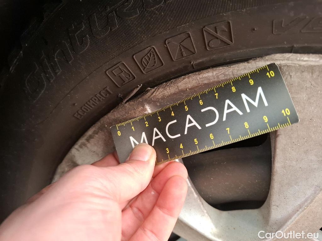  Peugeot  208  Affaire Pro 1.6 HDi 75CV BVM5 E6 #32