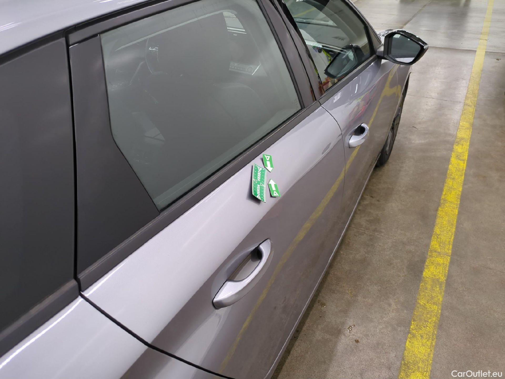  Peugeot  308 PEUGEOT  SW / 2021 / 5P / Break BlueHDi 130 EAT8 ACTIVE PACK #46