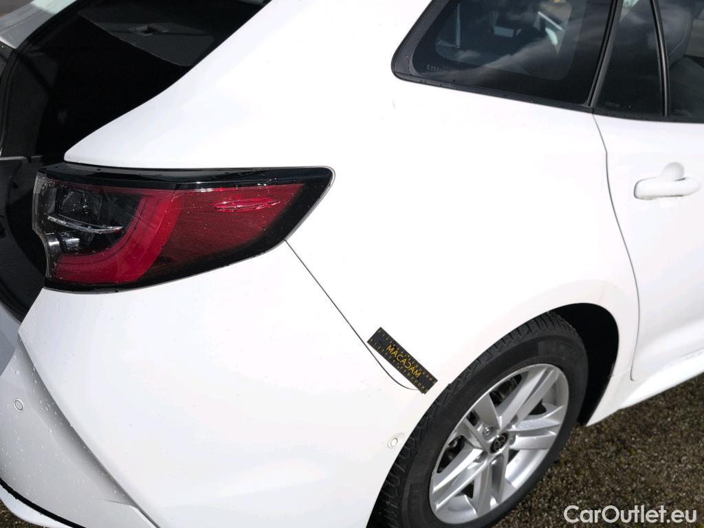  Toyota  Corolla TOYOTA  Touring Sports / 2018 / 5P / Break Hybride 122h Dynamic Business Beyond Zer #16