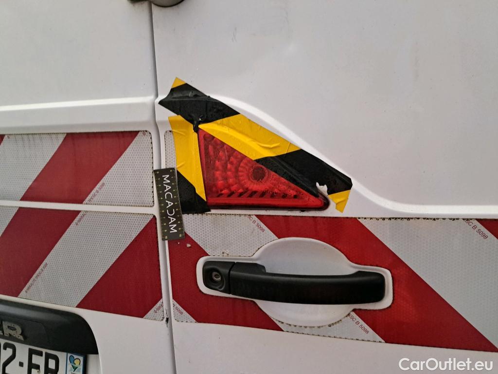 Renault  Master  Fourgon L2H2 3 5 Grand Confort dCi 135CV BVM6 E6dT #24