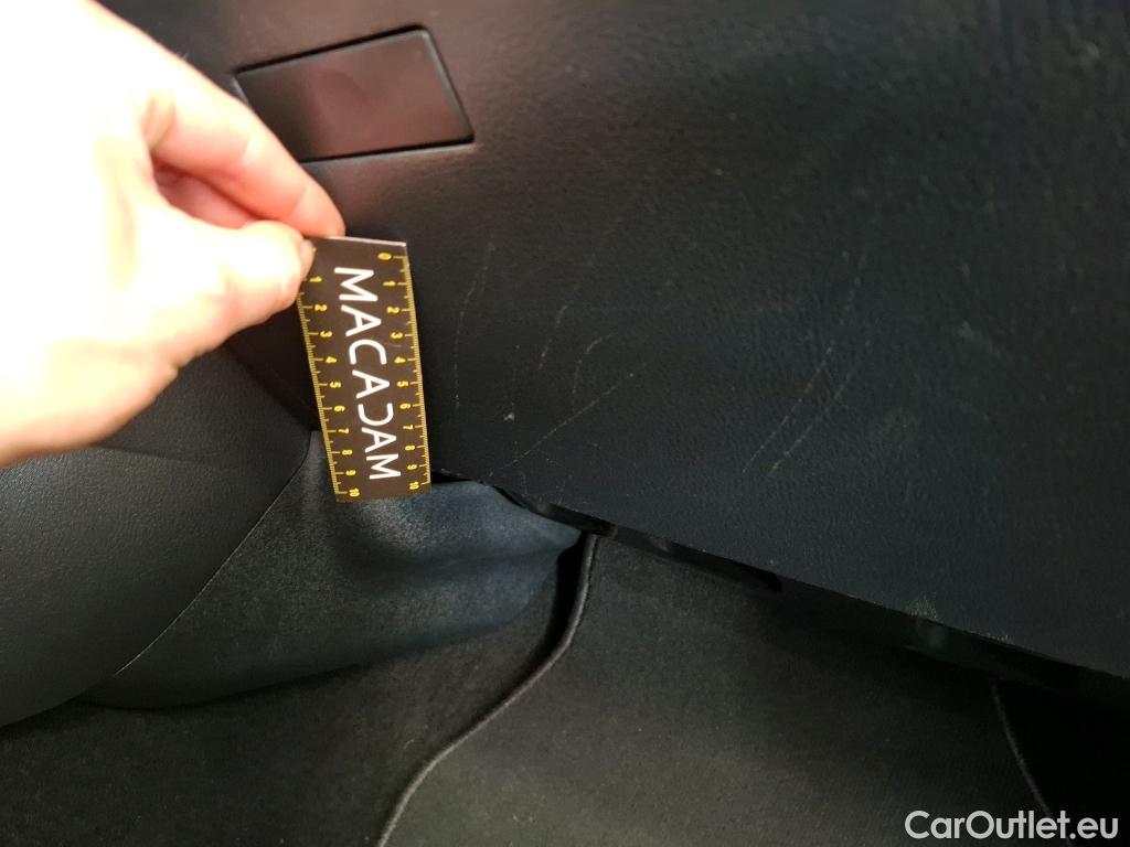  Toyota  C-HR TOYOTA  / 2016 / 5P / SUV 1.8 Hybride 122 Dynamic Business Beyond #9